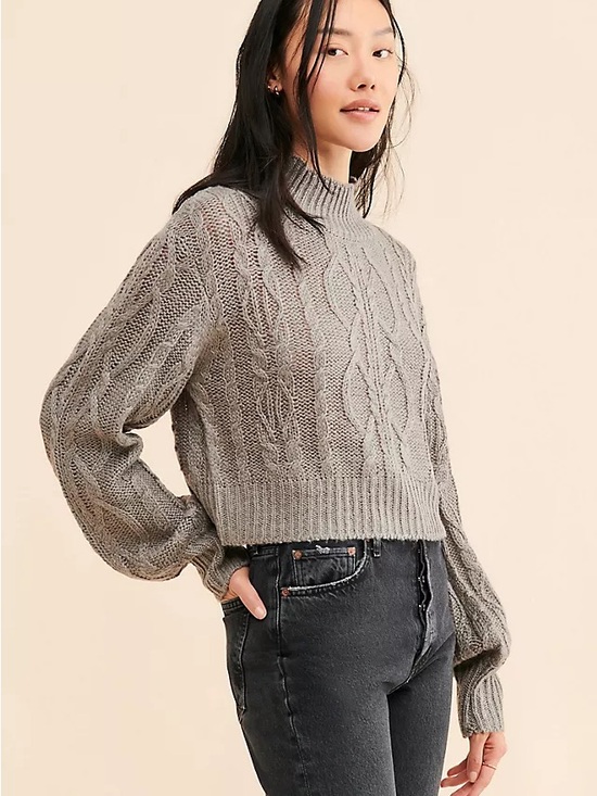 Vigoss Sweaters - NWT Vigoss Silver and Grey Cable Knit Sweater